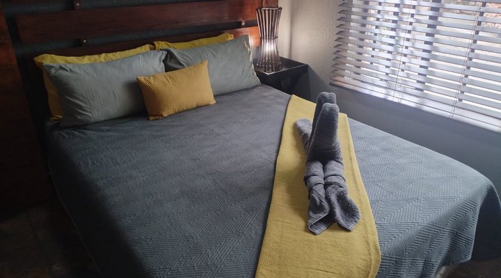 Swartwitpens 2694 Marloth Park