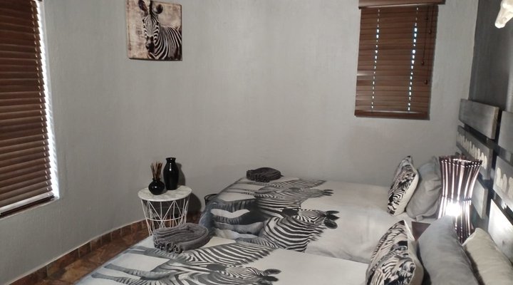 Swartwitpens 2694 Marloth Park