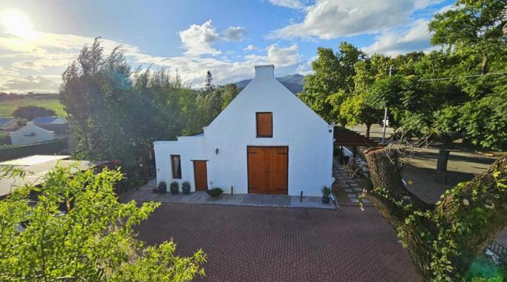 Adderley House Guest Accommodation