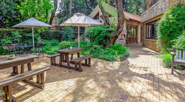 Sunward Park Guesthouse & Conference Centre
