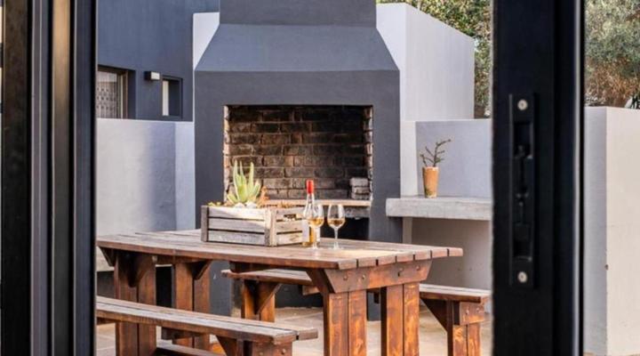 iMOYO INN, Ocean Family Villa, Sandbaai