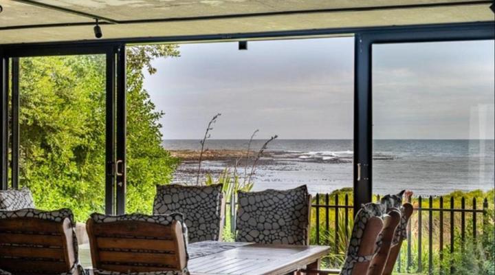 iMOYO INN, Ocean Family Villa, Sandbaai