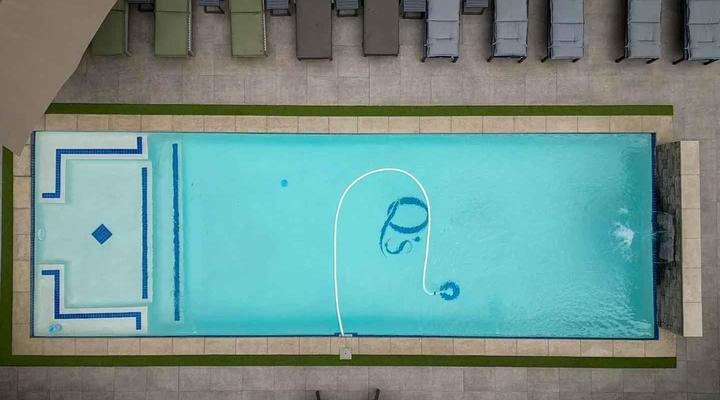 Q's Evander Hotel and Apartments