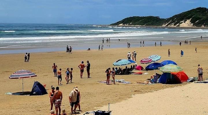 Buccaneers Beach Lodge