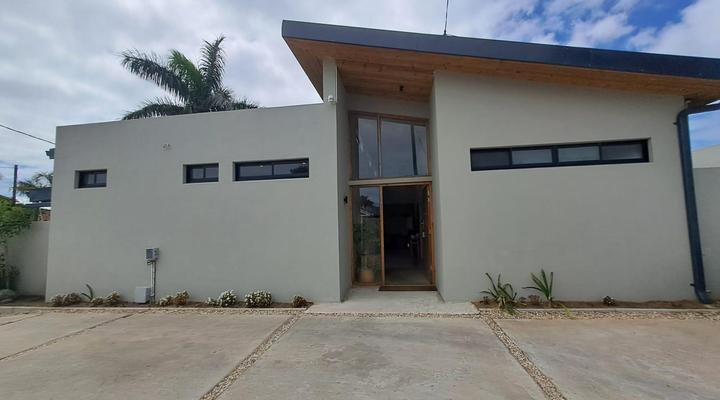 Nahoon Mouth Guesthouse