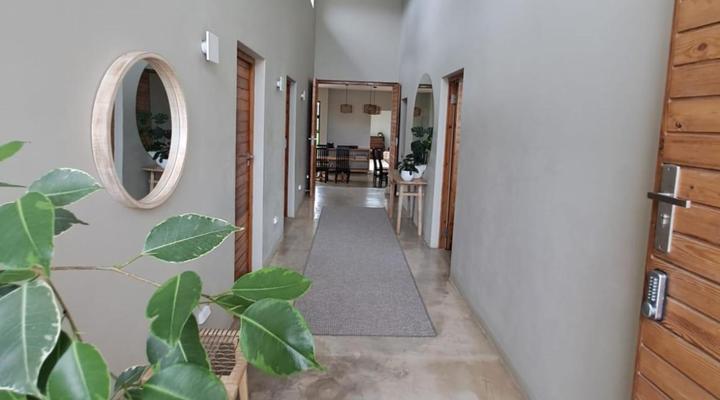 Nahoon Mouth Guesthouse