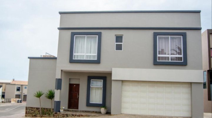 Long Beach Self-catering Units