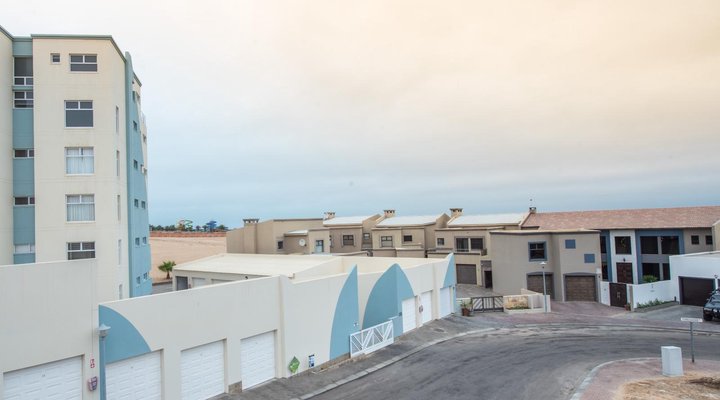 Long Beach Self-catering Units