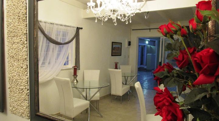 Pebble Stone House Bed & Breakfast