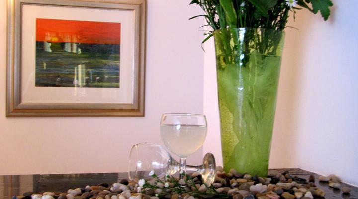 Pebble Stone House Bed & Breakfast