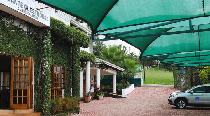 Asante Guesthouse and Restaurant
