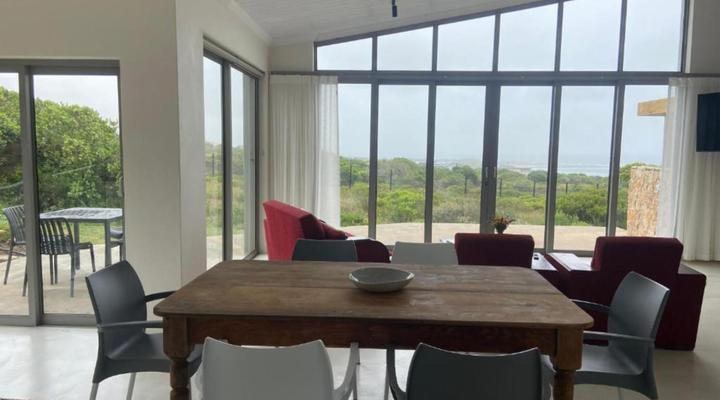 Sarah's Place -Stilbaai