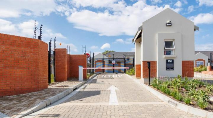 1 on York - Townhouse 35