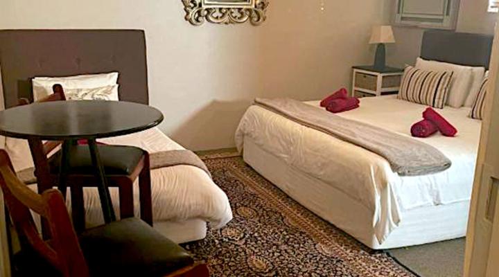 90 on Wellington Cottage