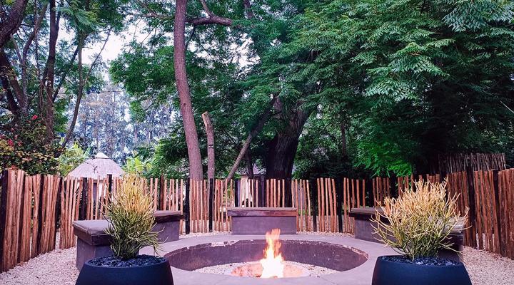 Addo African Home, Restaurant & Safari