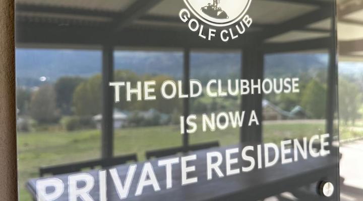 Clarens Old Club House