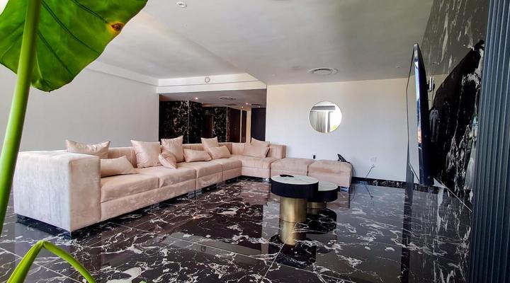 Ndlala Oligarch Hotel & Apartments