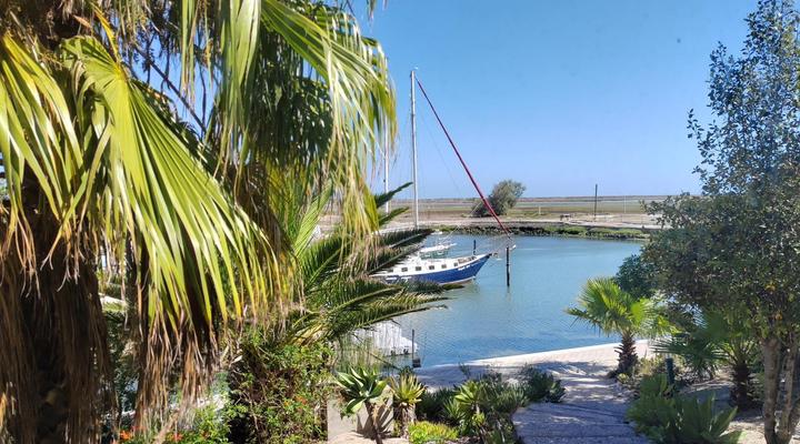 Russells on the Port