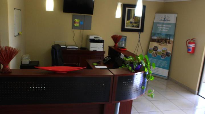 Marang Gardens Lodge 