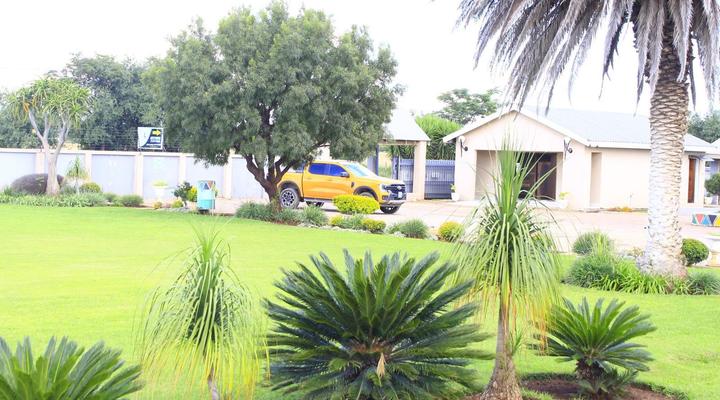 Marang Gardens Lodge 