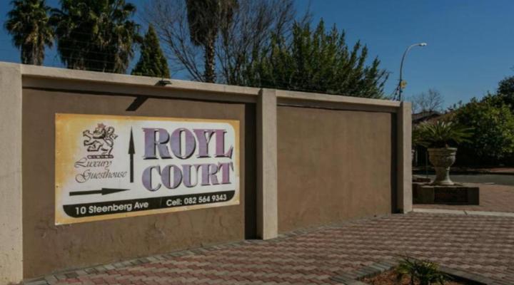Royl Court Guesthouse