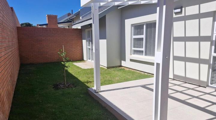 1 on York - Group House 13