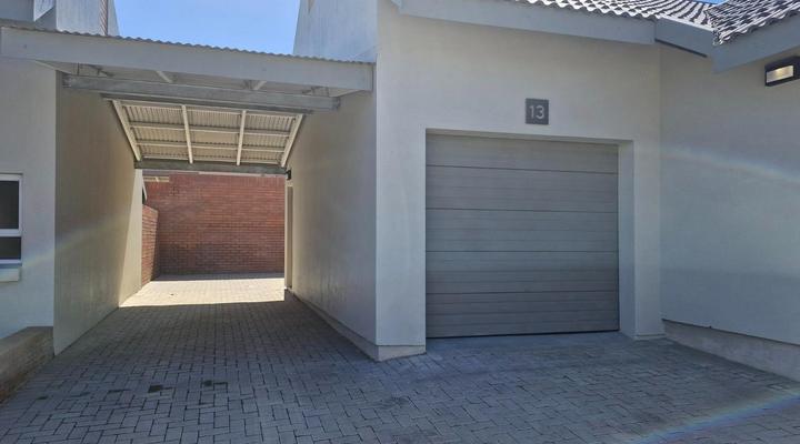 1 on York - Group House 13