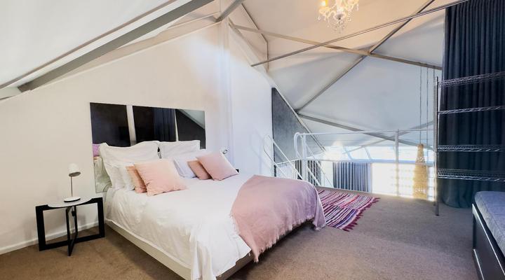 Manhattan Luxury Studio with Jacuzzi