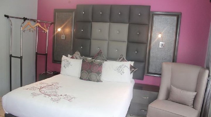 Mazidlekhaya Guest House