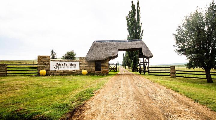 BassFeather Country Lodge