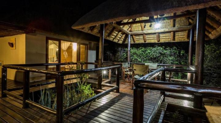 Hoedspruit Raptors Lodge No 16