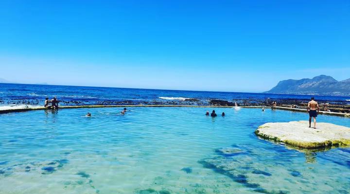 St James Beachfront Apartment (Kalk Bay)