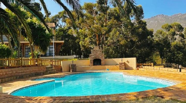 Into the Sunset Manor