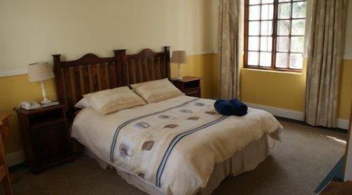 Inkwenkwezi Private Game Reserve