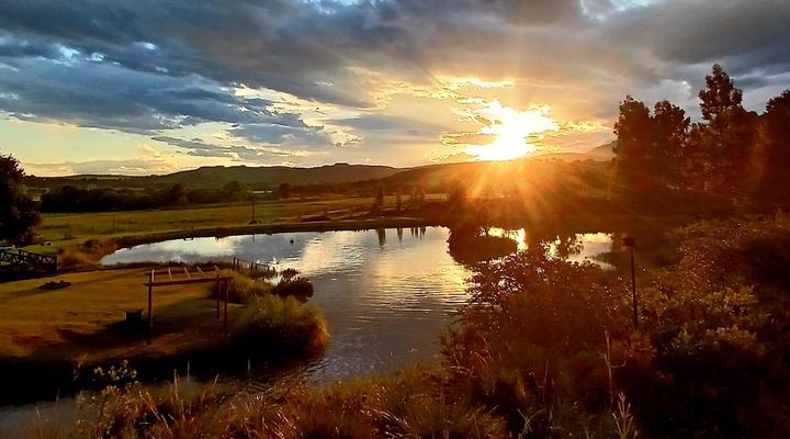 The Old Hatchery Mountain Retreat & Waterfall Restaurant & Pub