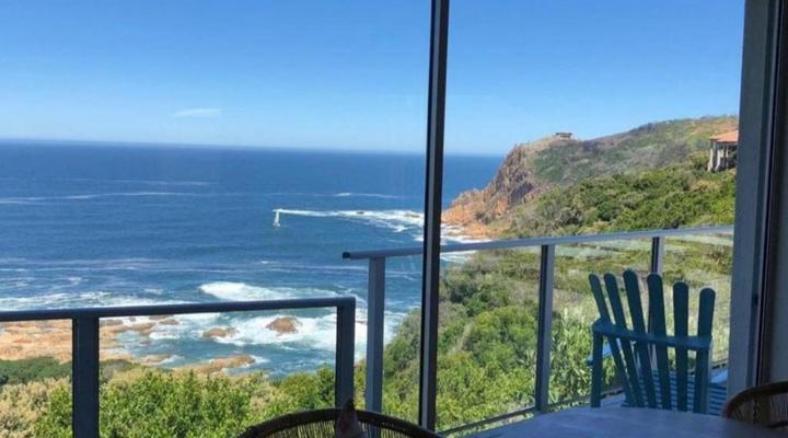 Headlands House Guest Lodge