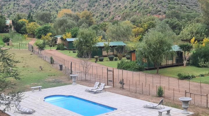 Old Mill Country Lodge, Working Ostrich Farm & Restaurant