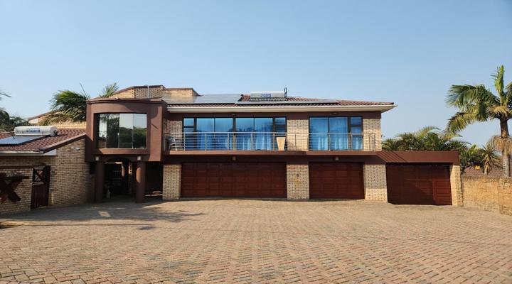 Bon à Vie B&B & Self Catering & BnB Gonubie. Full Solar System, no loadshedding