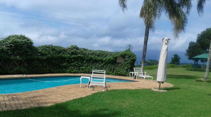 Sherwood's Country House