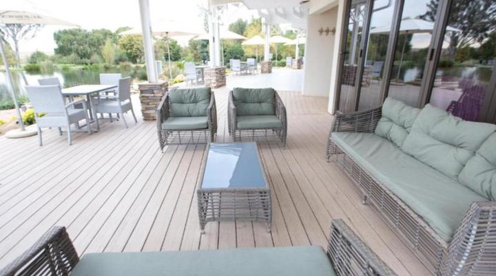 Oxbow Country Estate