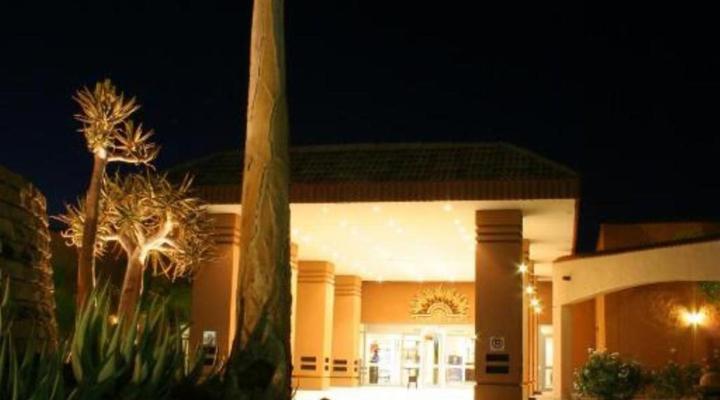 Desert Palace Hotel & Casino Resort