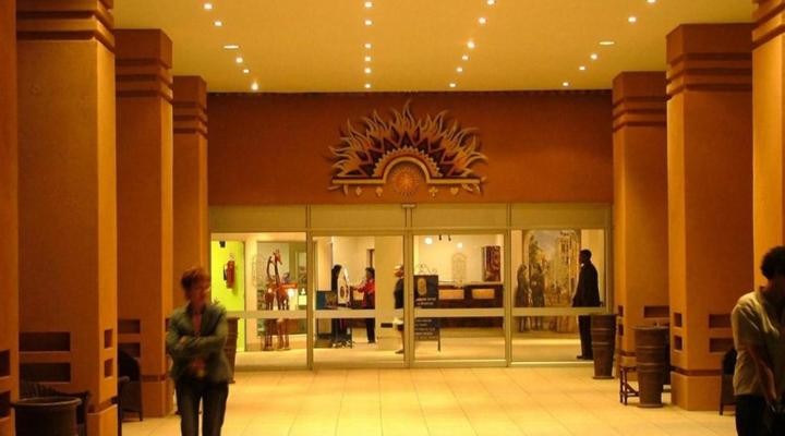 Desert Palace Hotel & Casino Resort