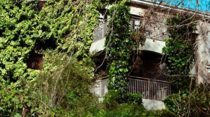 Southern Light Country House