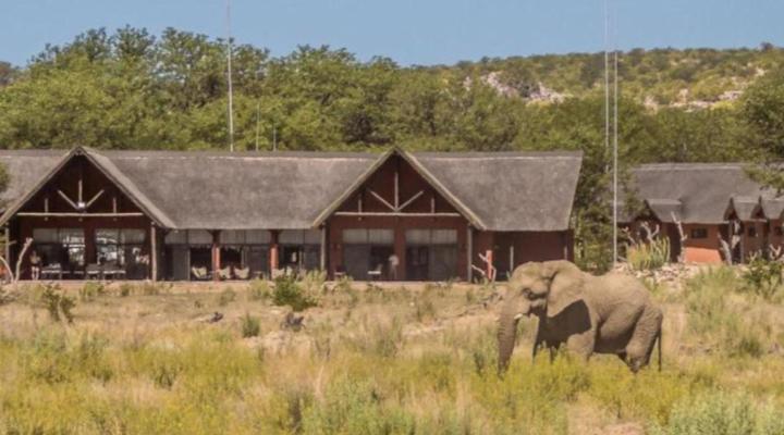 Hobatere Lodge