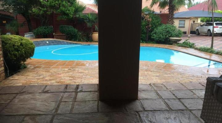 Sunset Manor Guest House