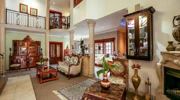 Misty Waves Boutique Hotel