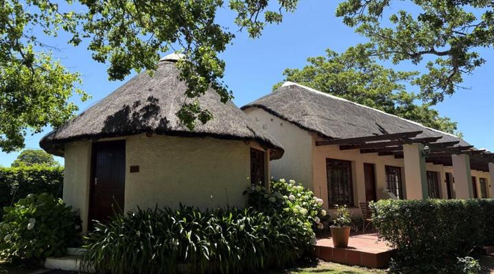 Eight Bells Mountain Inn