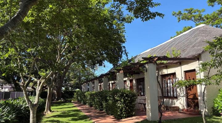 Eight Bells Mountain Inn