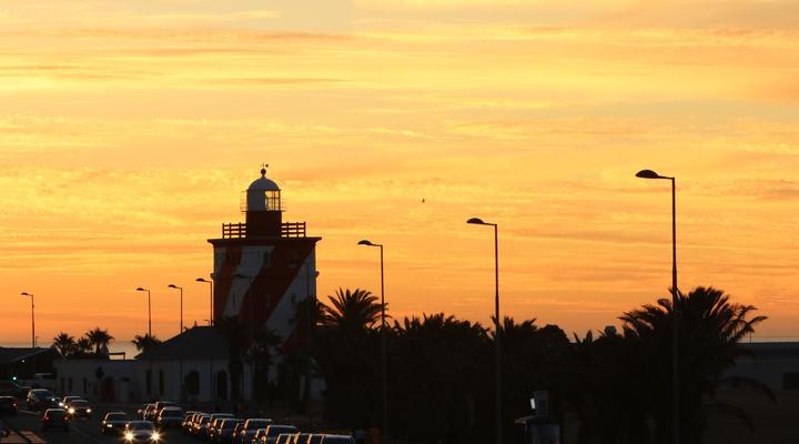 Dolphin Inn Guest House