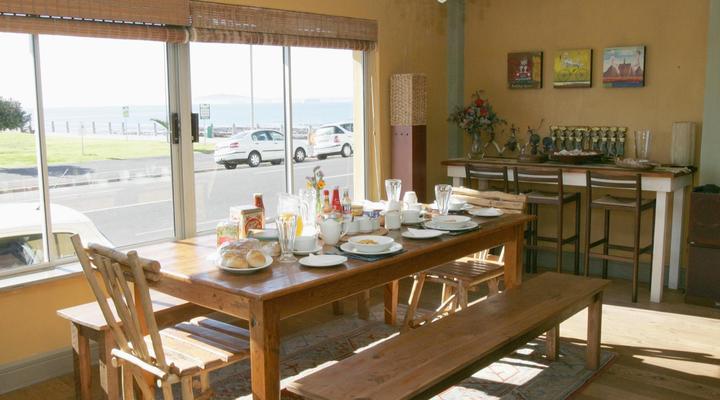 Dolphin Inn Guest House